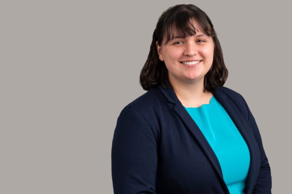 Gabriela Monasterio, Associate