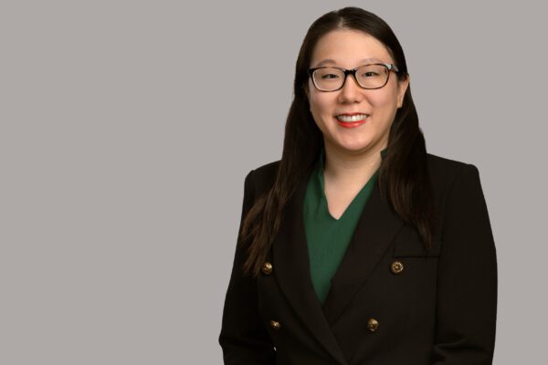 Christine J. Chen, Associate