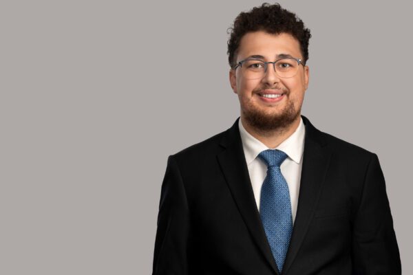 Grant M. Knepper, Associate